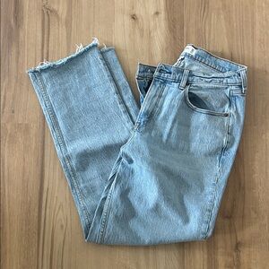 Abercrombie and Fitch, 90’s straight jean mid rise curve, love size 10 EUC